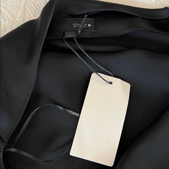 Zara Asymmetrical Black Skirt - Picture 2 of 4